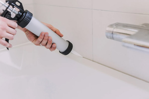 مزایا و معایب چسب آکواریوم